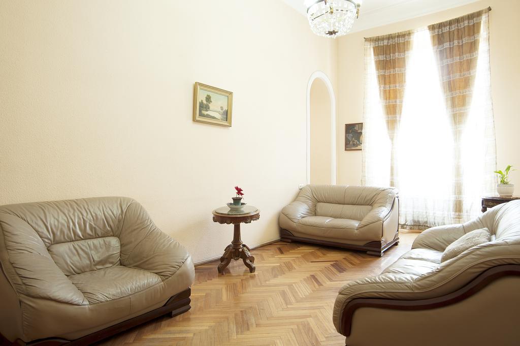 Apartment In Purtseladze Street Τυφλίδα Εξωτερικό φωτογραφία