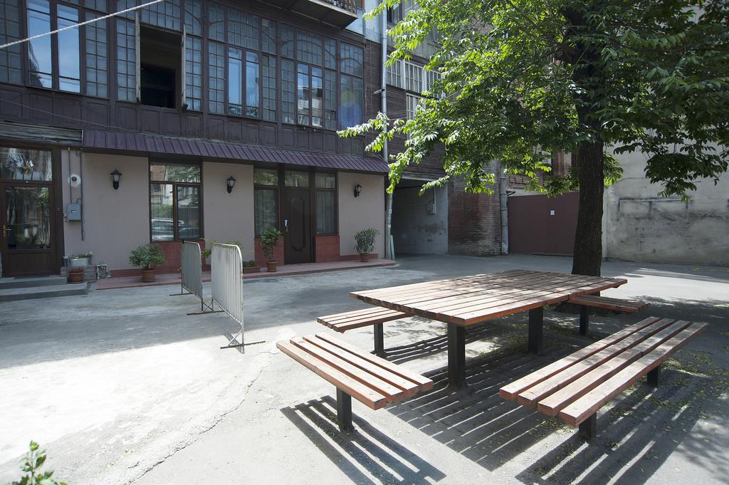 Apartment In Purtseladze Street Τυφλίδα Εξωτερικό φωτογραφία